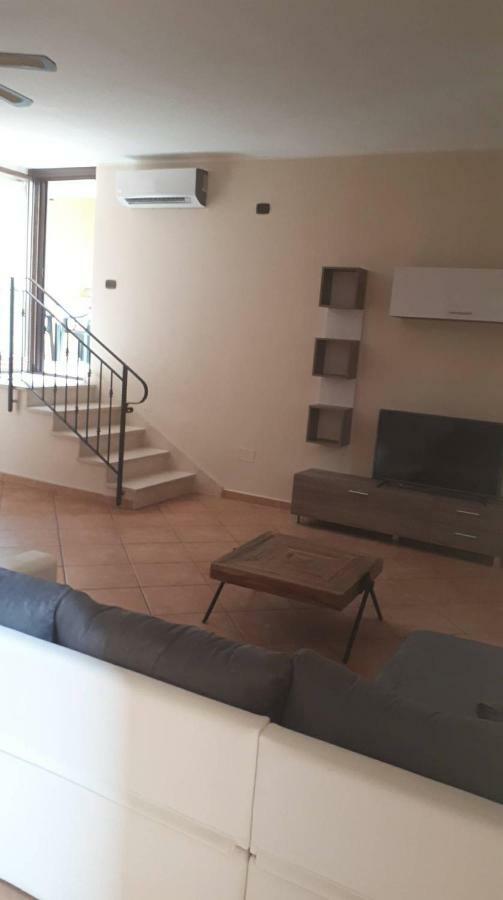 Villa Jamyra Sant'Arpino Extérieur photo